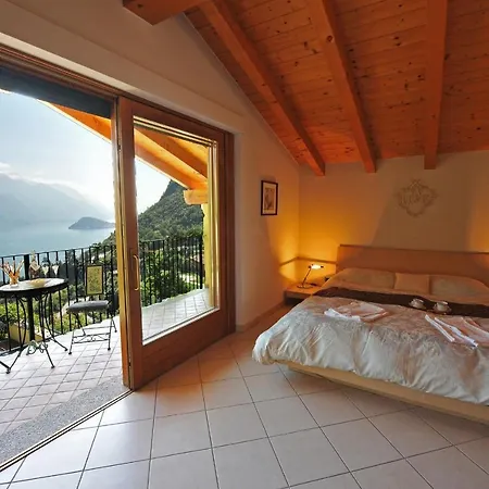 Croce Holiday home Menaggio